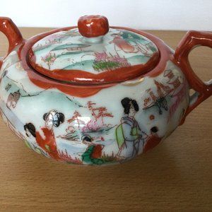 vintage antique Japanese porcelain hand painted geisha sugar bowl handled lidded